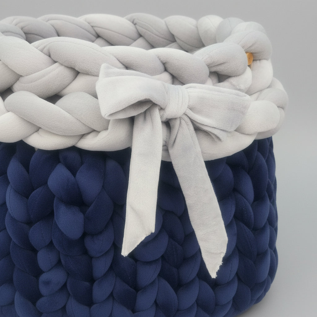 Borsa Greta Maxi - Secchiello Artigianale con Manici in Bambù (Blu e Grigio)